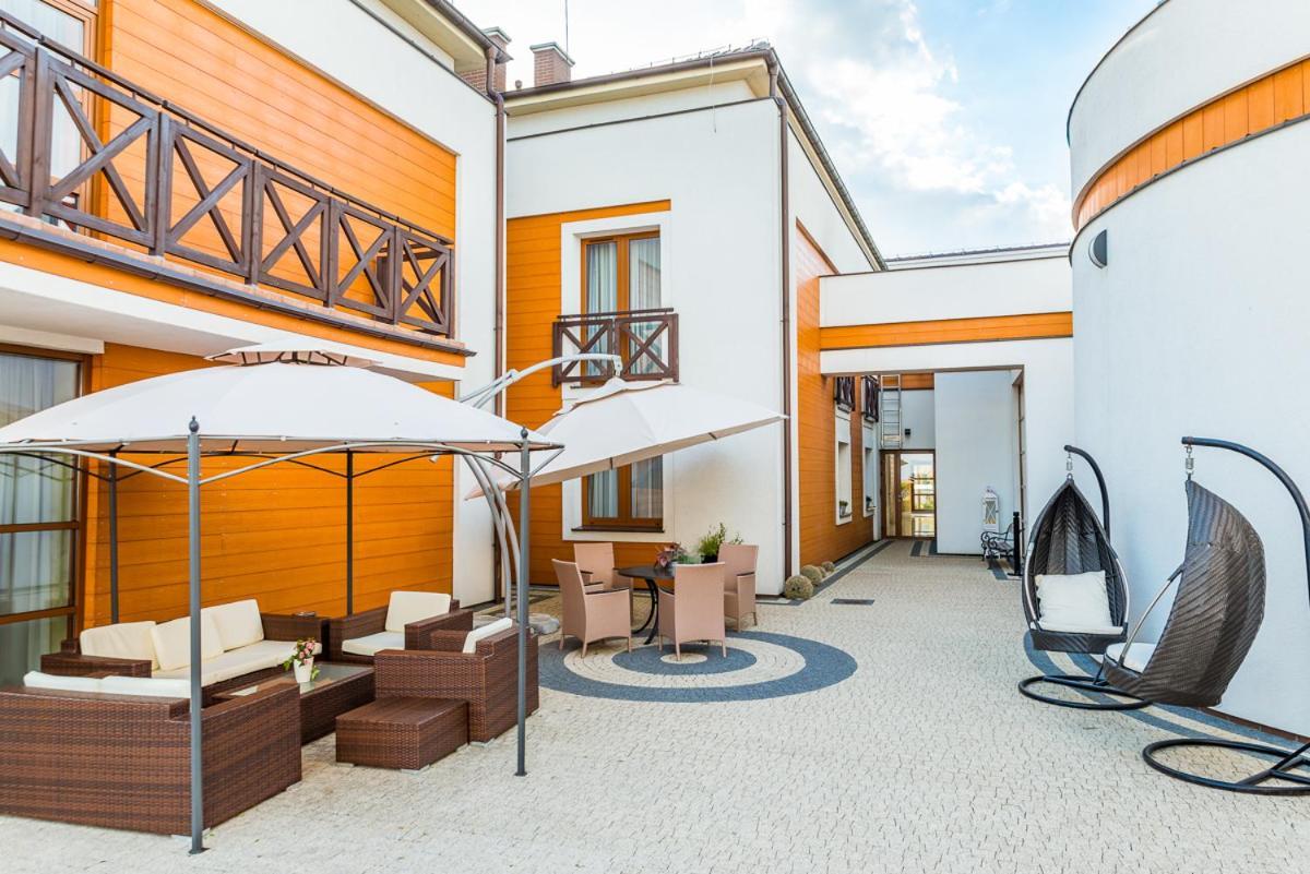 Hotel Kristoff Laszkow Exterior foto